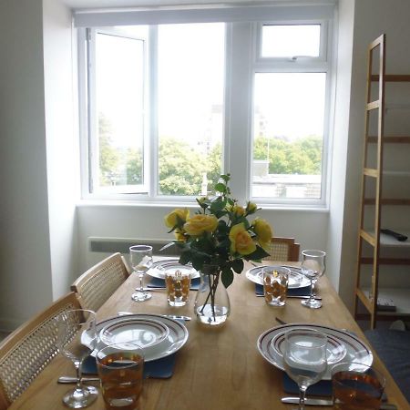 Close To Beach And Town Square Bornemouth Extérieur photo