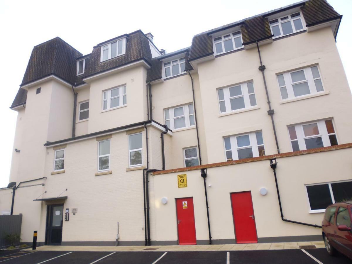Close To Beach And Town Square Bornemouth Extérieur photo